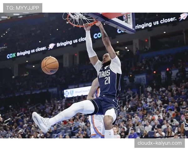 报道：独行侠加福德增重5磅，旨在增强季后赛的内线对抗资本