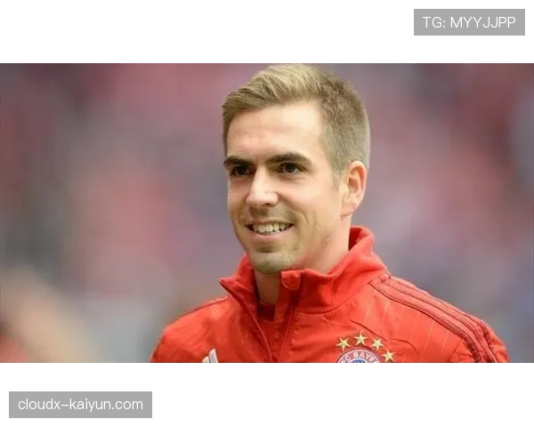 从青训营到一线队：勒沃库森年轻前锋邦巴的签约之路